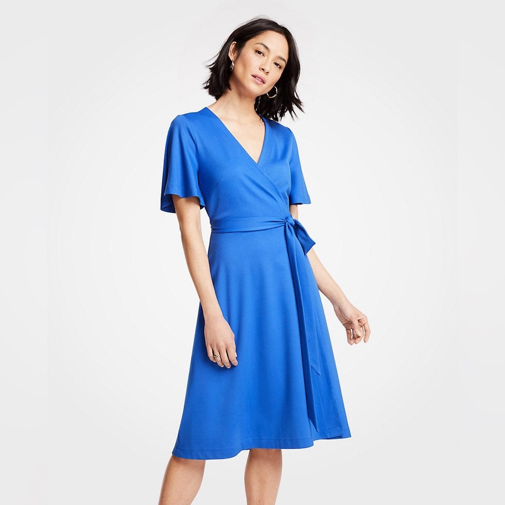 Ann Taylor Blue warp dress size 2P